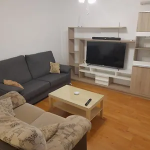 Apartment 1f, Aire Acondic, 80m2, 2 Dormitorios, 4 Huespedes, Wifi Gratis, La Linea de la Concepcion